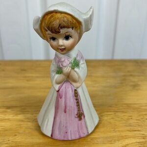 Vintage porcelain Nun figurine holding flowers, pink/white habit, 4” tall Taiwan